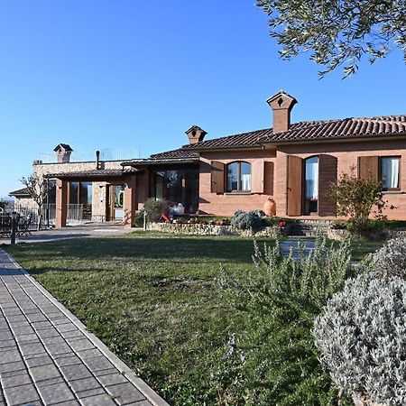 Agriturismo A Casa Mia Губбіо Екстер'єр фото